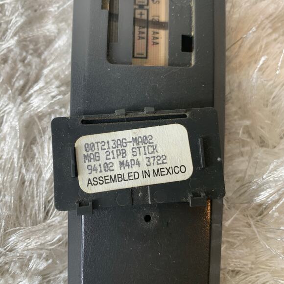 Genuine Magnavox 00T213AG-MA02 TV OEM Remote Control Works 2 AAA Batteries - Picture 5 of 5